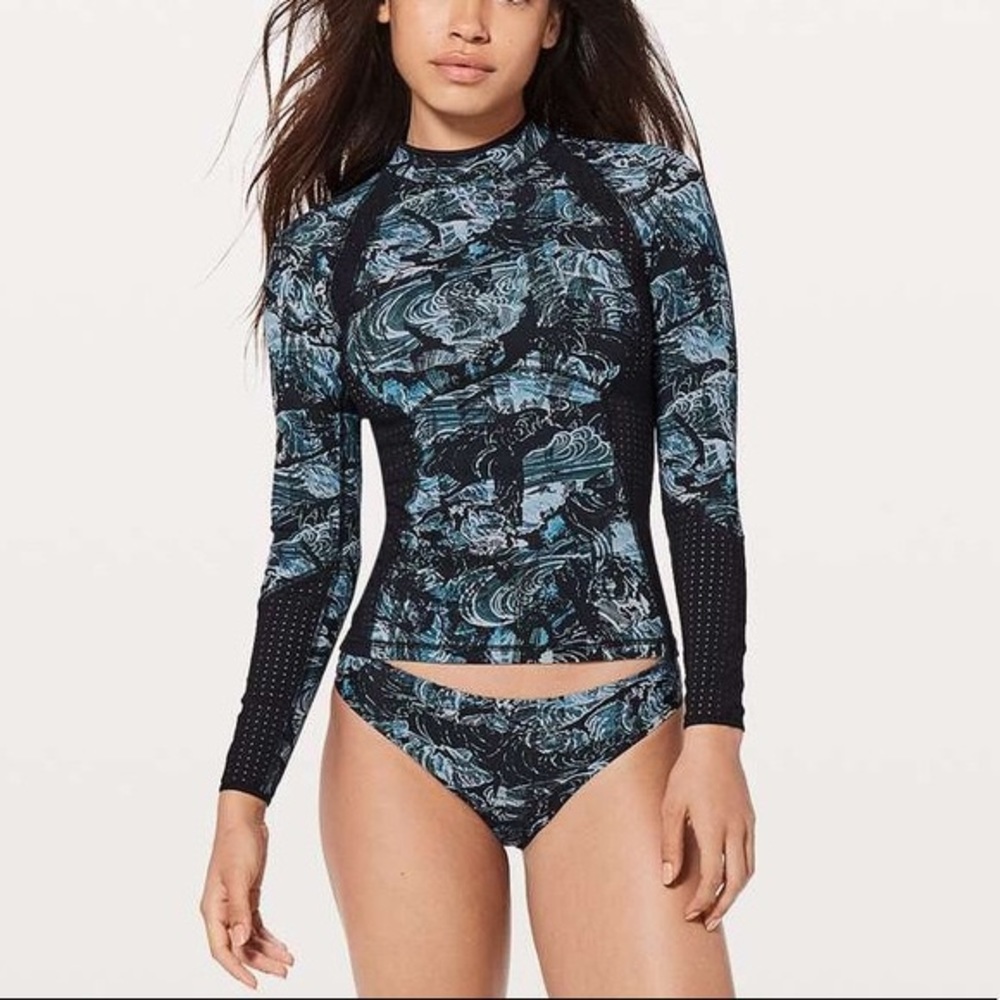 Lululemon Swell Seeker Paddle Top